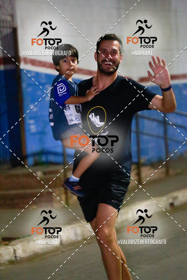 Buy your photos of the eventPA Rock Run - Corrida Noturna on Fotop