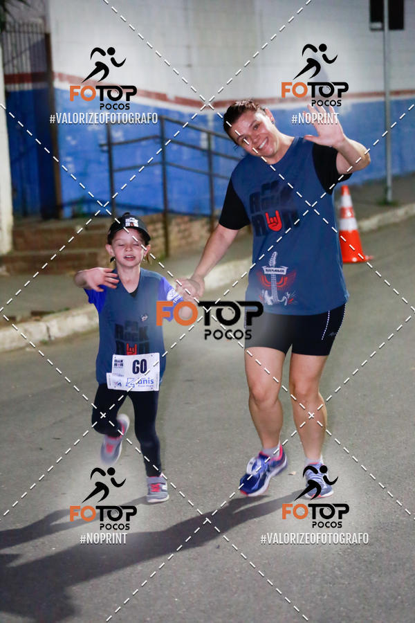 Buy your photos of the eventPA Rock Run - Corrida Noturna on Fotop