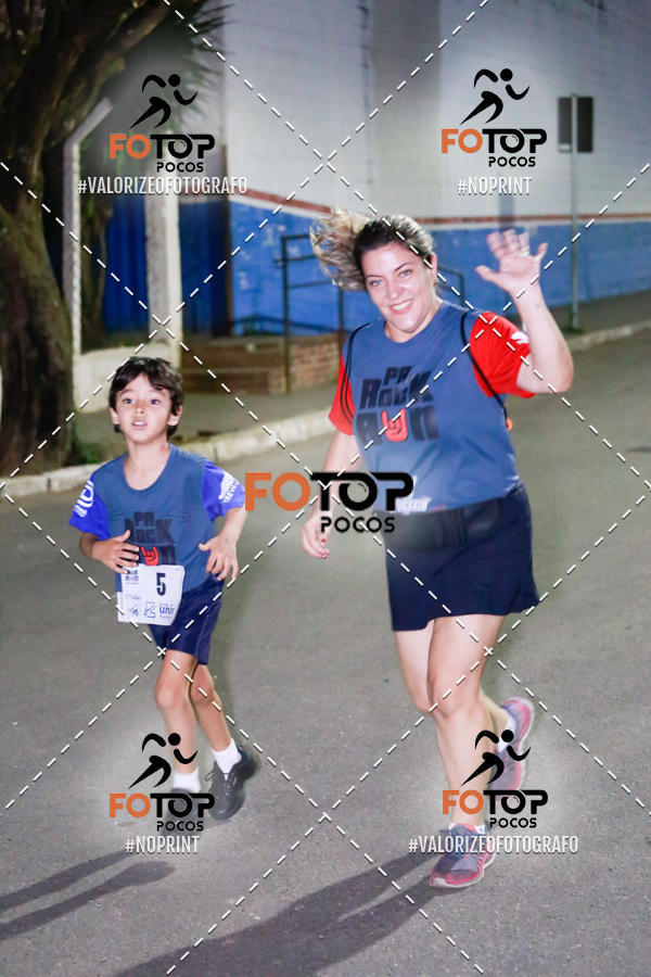 Buy your photos of the eventPA Rock Run - Corrida Noturna on Fotop
