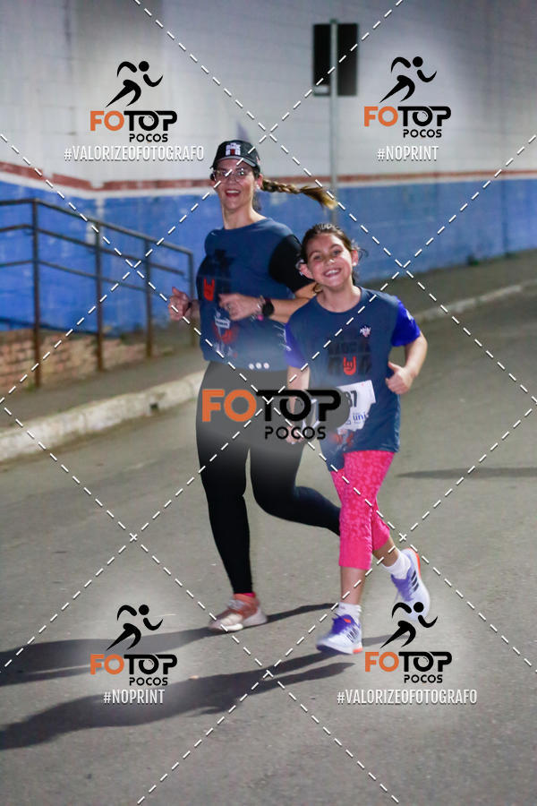 Buy your photos of the eventPA Rock Run - Corrida Noturna on Fotop
