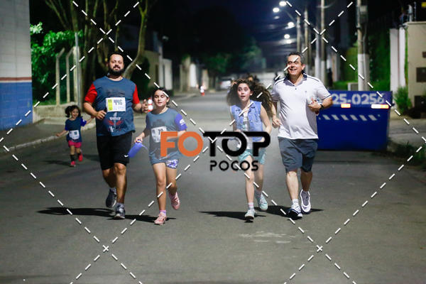 Buy your photos of the eventPA Rock Run - Corrida Noturna on Fotop