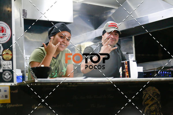 Buy your photos of the eventPA Rock Run - Corrida Noturna on Fotop