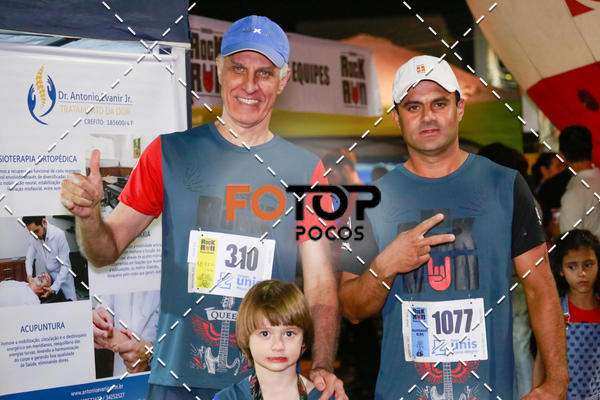 Buy your photos of the eventPA Rock Run - Corrida Noturna on Fotop
