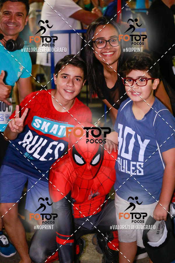 Buy your photos of the eventPA Rock Run - Corrida Noturna on Fotop