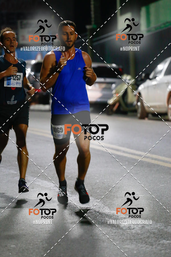 Buy your photos of the eventPA Rock Run - Corrida Noturna on Fotop