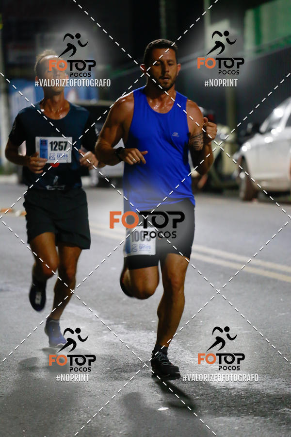 Buy your photos of the eventPA Rock Run - Corrida Noturna on Fotop