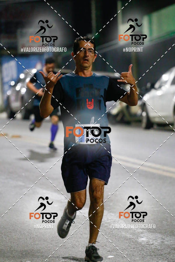 Buy your photos of the eventPA Rock Run - Corrida Noturna on Fotop