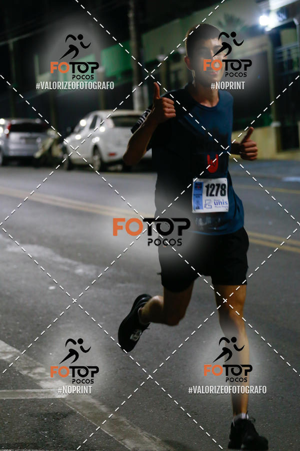 Buy your photos of the eventPA Rock Run - Corrida Noturna on Fotop