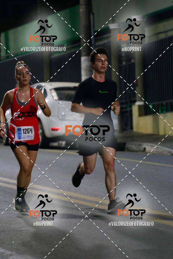 Buy your photos of the eventPA Rock Run - Corrida Noturna on Fotop