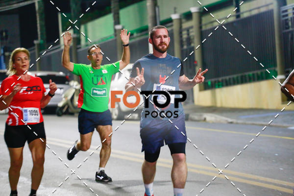 Buy your photos of the eventPA Rock Run - Corrida Noturna on Fotop