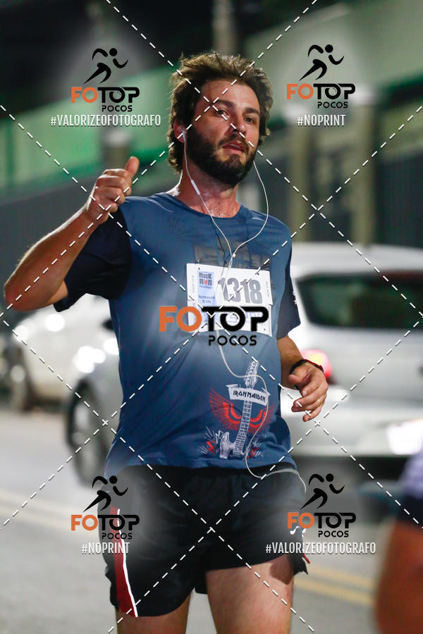 Buy your photos of the eventPA Rock Run - Corrida Noturna on Fotop