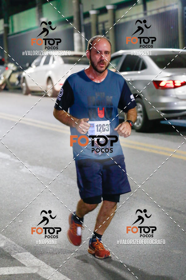 Buy your photos of the eventPA Rock Run - Corrida Noturna on Fotop