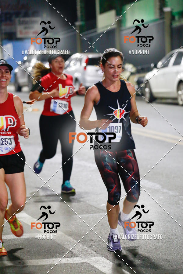 Buy your photos of the eventPA Rock Run - Corrida Noturna on Fotop