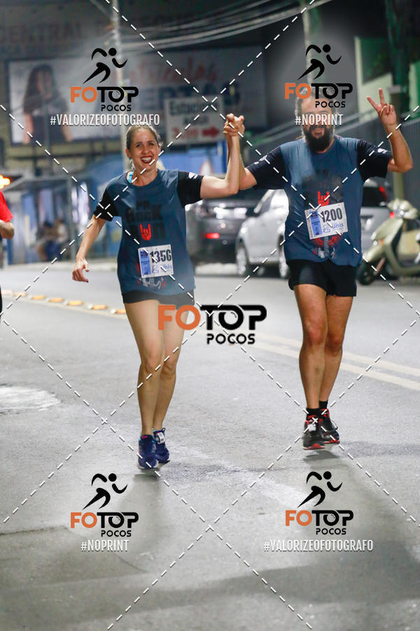 Buy your photos of the eventPA Rock Run - Corrida Noturna on Fotop