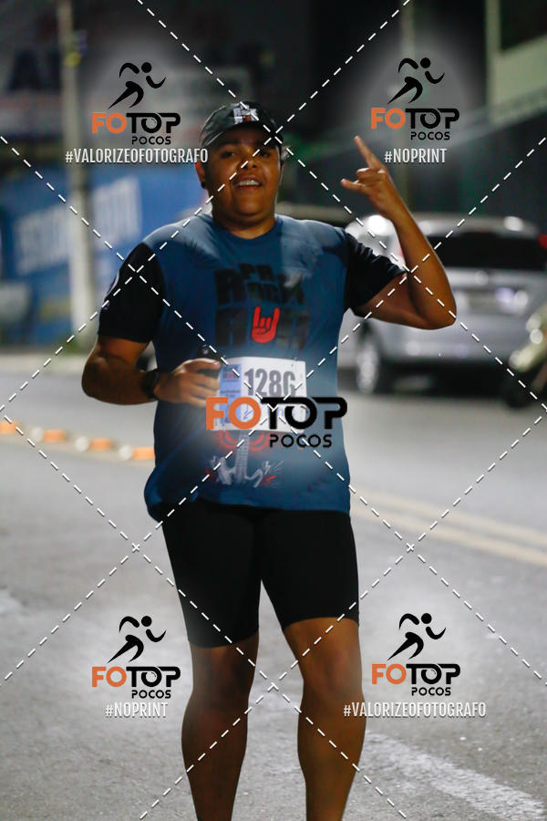 Buy your photos of the eventPA Rock Run - Corrida Noturna on Fotop