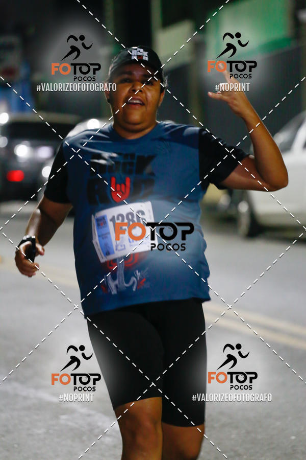 Buy your photos of the eventPA Rock Run - Corrida Noturna on Fotop