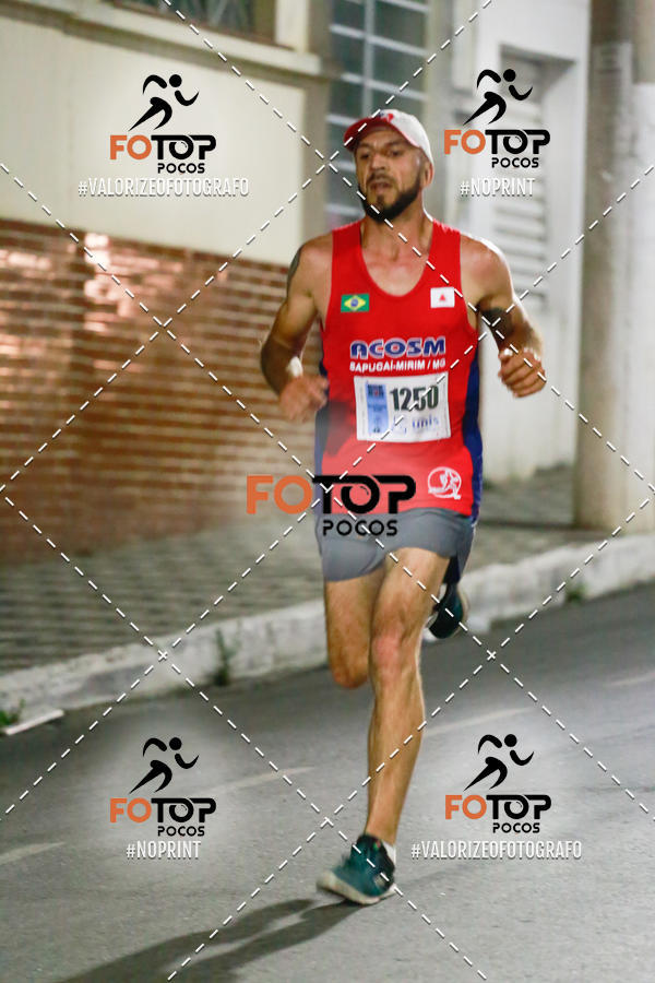 Buy your photos of the eventPA Rock Run - Corrida Noturna on Fotop