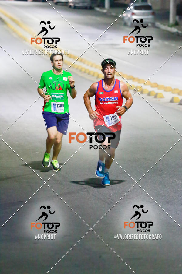 Buy your photos of the eventPA Rock Run - Corrida Noturna on Fotop