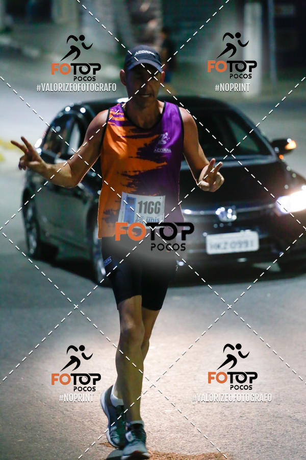 Buy your photos of the eventPA Rock Run - Corrida Noturna on Fotop