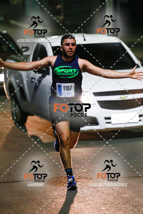 Buy your photos of the eventPA Rock Run - Corrida Noturna on Fotop