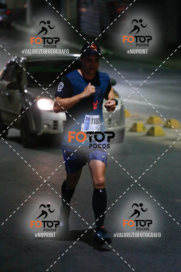 Buy your photos of the eventPA Rock Run - Corrida Noturna on Fotop