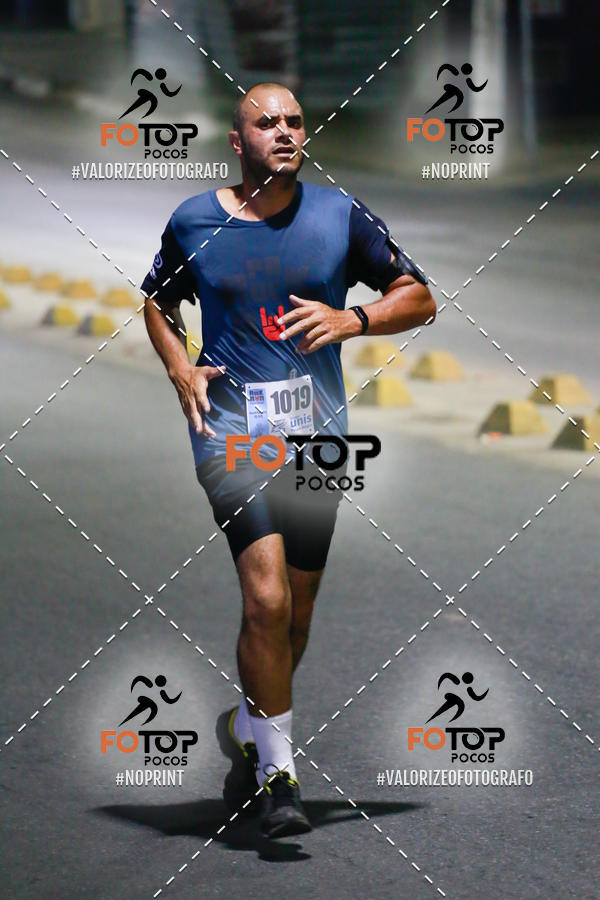 Buy your photos of the eventPA Rock Run - Corrida Noturna on Fotop