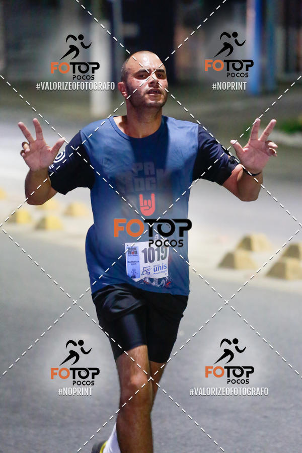 Buy your photos of the eventPA Rock Run - Corrida Noturna on Fotop