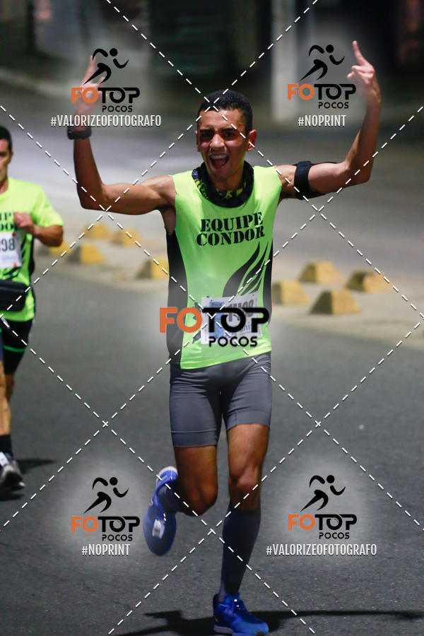 Buy your photos of the eventPA Rock Run - Corrida Noturna on Fotop