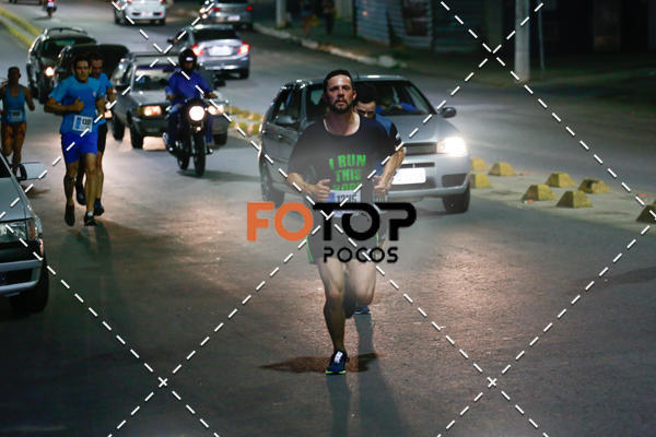 Buy your photos of the eventPA Rock Run - Corrida Noturna on Fotop