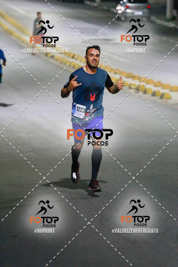 Buy your photos of the eventPA Rock Run - Corrida Noturna on Fotop