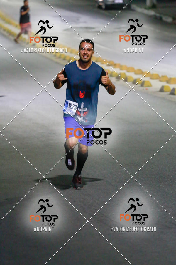 Buy your photos of the eventPA Rock Run - Corrida Noturna on Fotop