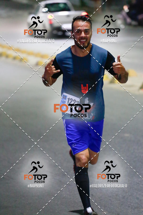 Buy your photos of the eventPA Rock Run - Corrida Noturna on Fotop