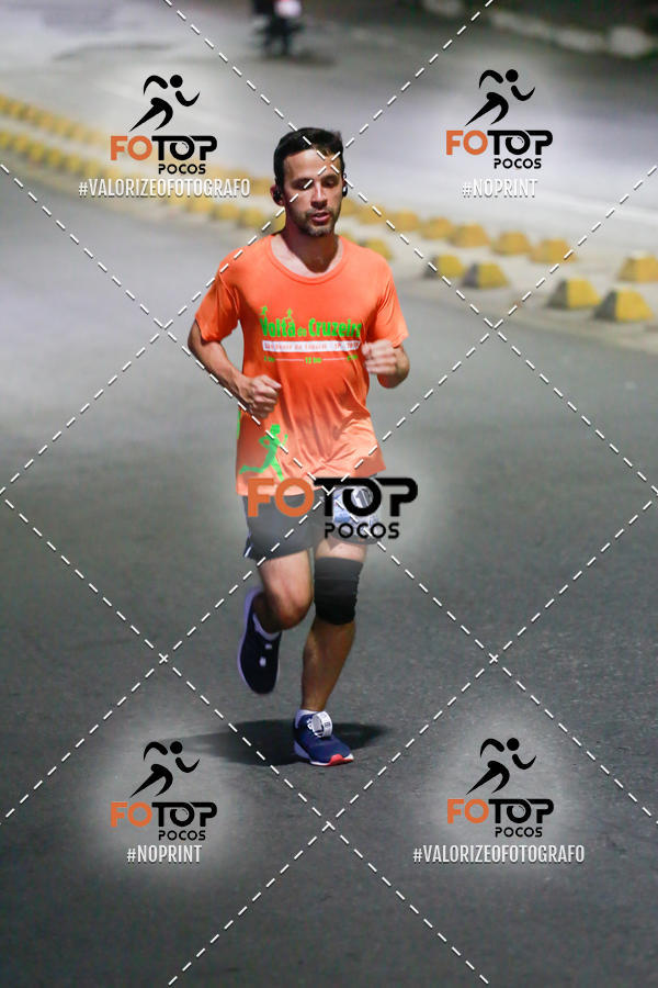 Buy your photos of the eventPA Rock Run - Corrida Noturna on Fotop