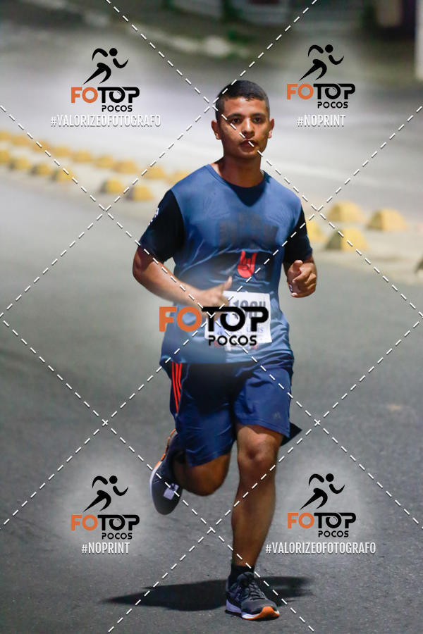 Buy your photos of the eventPA Rock Run - Corrida Noturna on Fotop