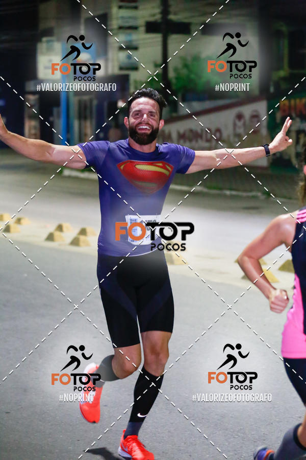 Buy your photos of the eventPA Rock Run - Corrida Noturna on Fotop