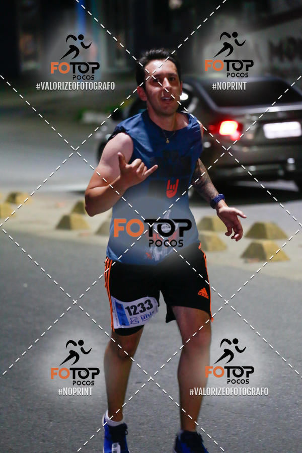 Buy your photos of the eventPA Rock Run - Corrida Noturna on Fotop
