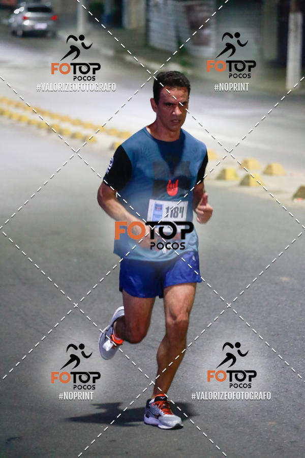 Buy your photos of the eventPA Rock Run - Corrida Noturna on Fotop