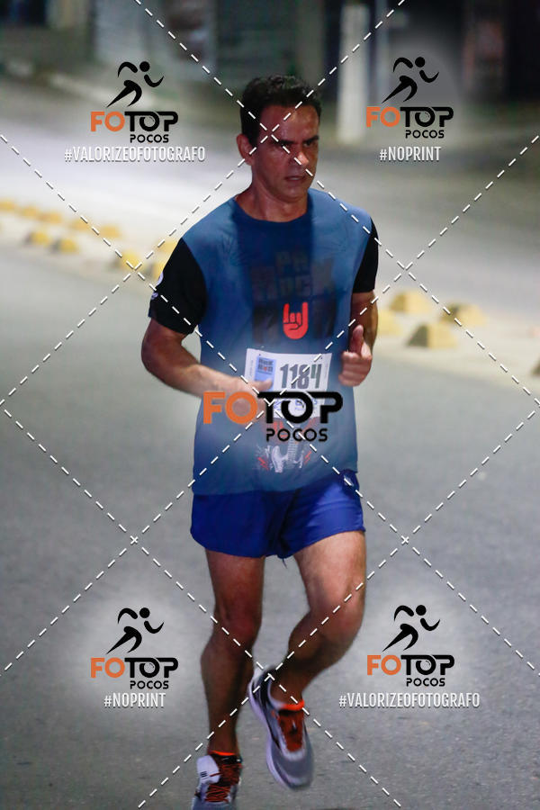 Buy your photos of the eventPA Rock Run - Corrida Noturna on Fotop