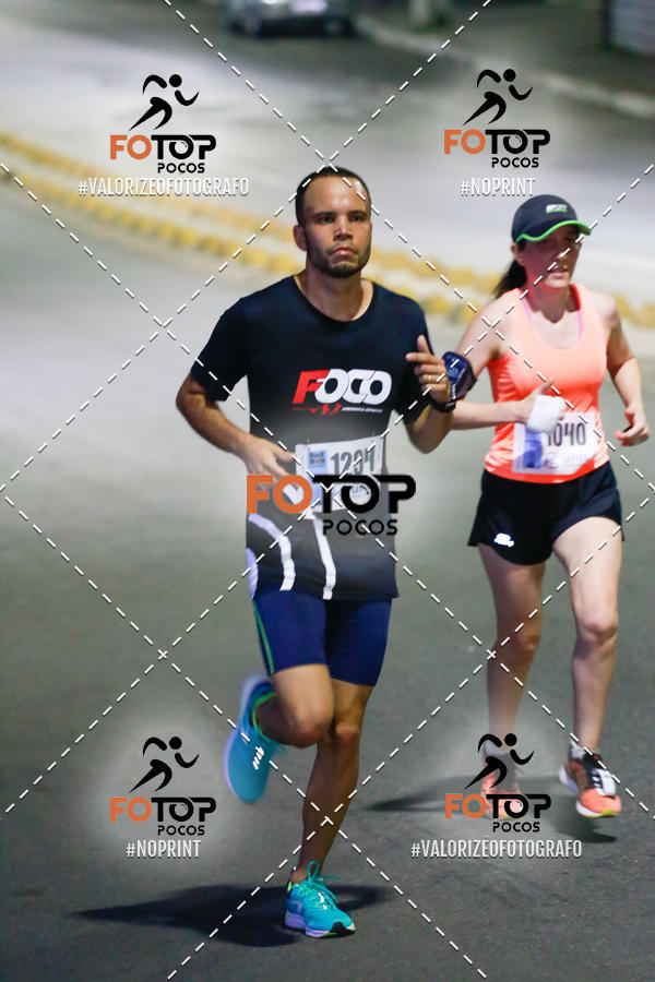 Buy your photos of the eventPA Rock Run - Corrida Noturna on Fotop