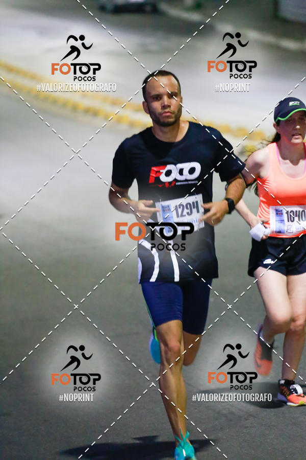 Buy your photos of the eventPA Rock Run - Corrida Noturna on Fotop