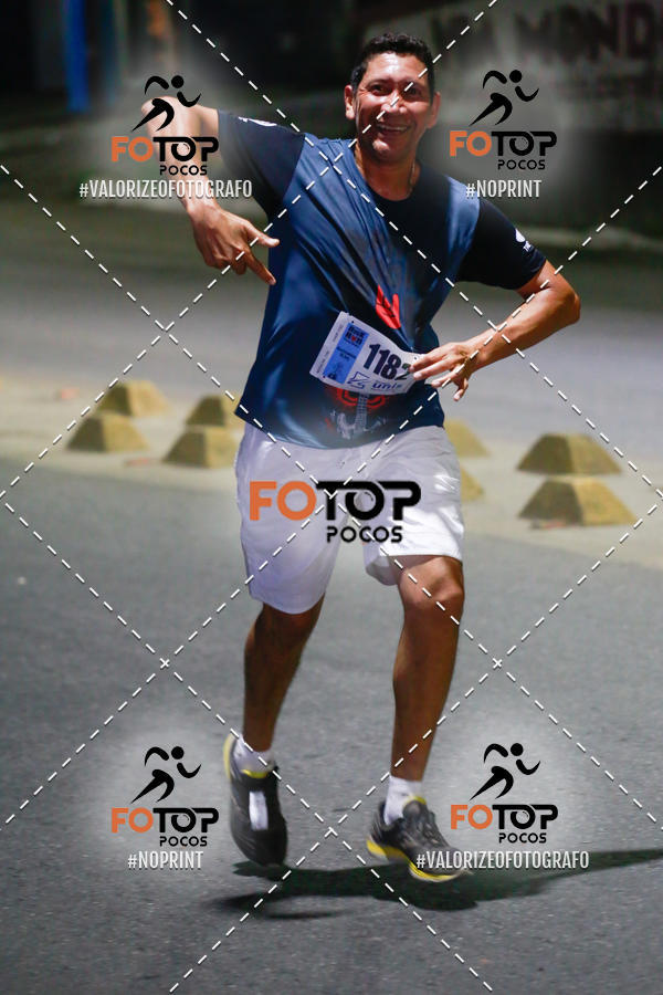 Buy your photos of the eventPA Rock Run - Corrida Noturna on Fotop