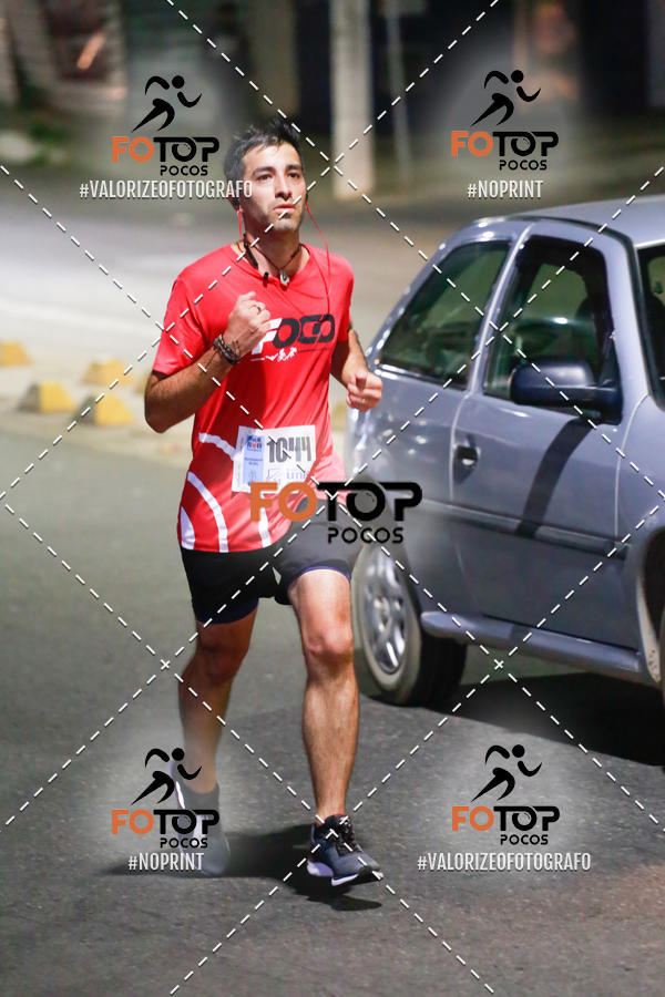 Buy your photos of the eventPA Rock Run - Corrida Noturna on Fotop