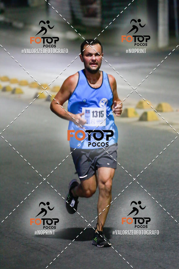 Buy your photos of the eventPA Rock Run - Corrida Noturna on Fotop
