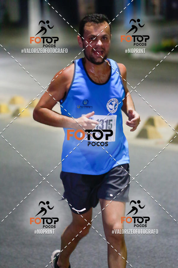 Buy your photos of the eventPA Rock Run - Corrida Noturna on Fotop