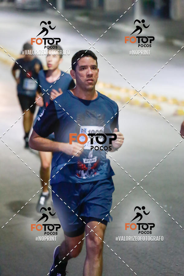 Buy your photos of the eventPA Rock Run - Corrida Noturna on Fotop