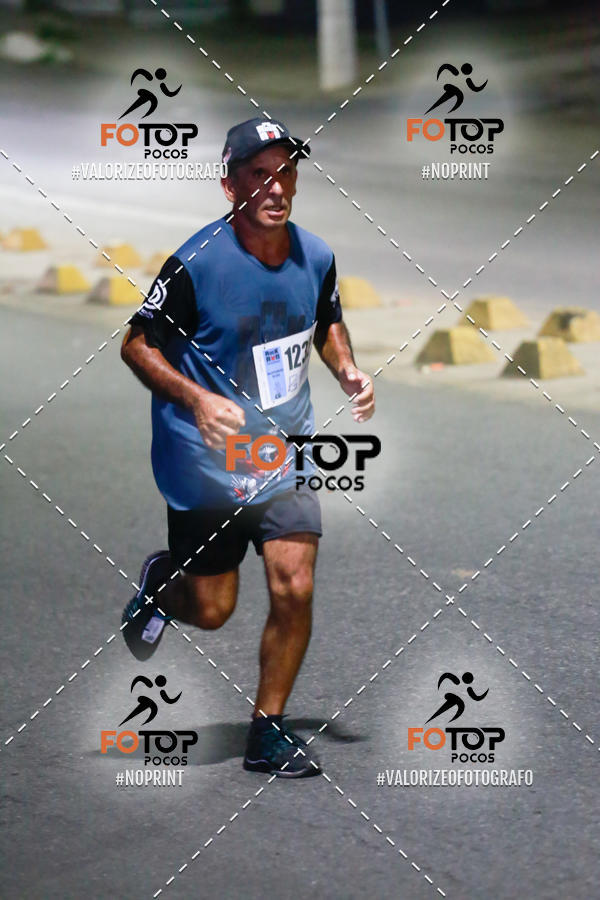 Buy your photos of the eventPA Rock Run - Corrida Noturna on Fotop