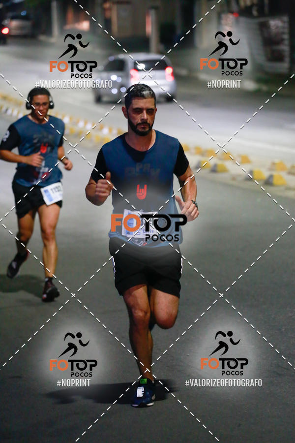 Buy your photos of the eventPA Rock Run - Corrida Noturna on Fotop