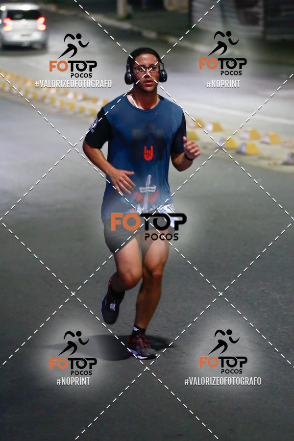 Buy your photos of the eventPA Rock Run - Corrida Noturna on Fotop