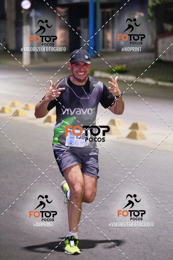 Buy your photos of the eventPA Rock Run - Corrida Noturna on Fotop