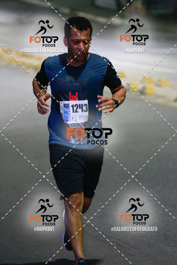 Buy your photos of the eventPA Rock Run - Corrida Noturna on Fotop